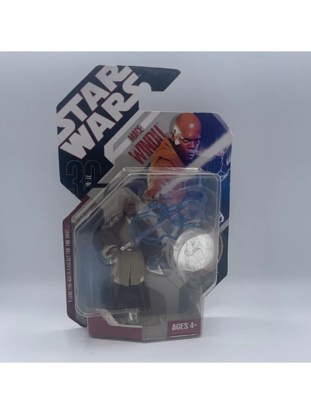 Star Wars 30th Anniversary 3.75 Mace Windu w/coin NEW ON SEALED CARD #06 Hasbro